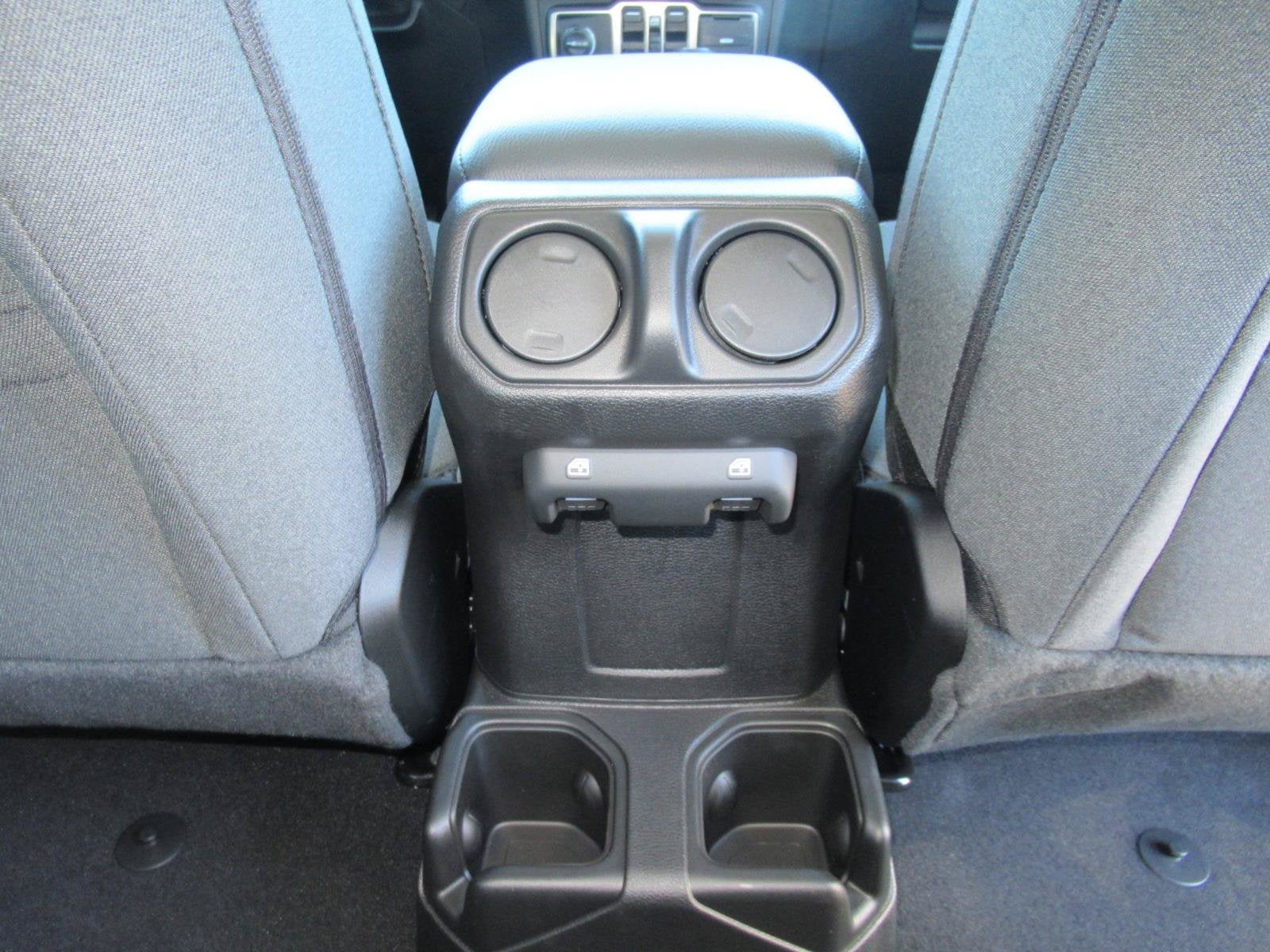 2027 Jeep Wrangler WRANGLER 4-DOOR WILLYS
