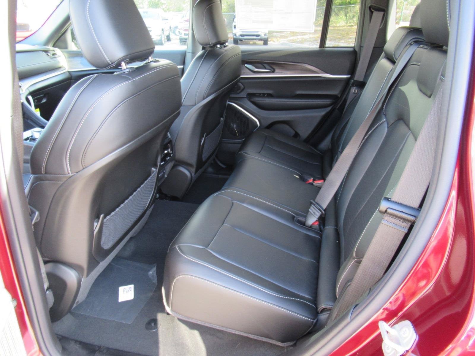 2026 Jeep Grand Cherokee GRAND CHEROKEE LIMITED 4X2