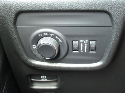 2027 Jeep Grand Cherokee GRAND CHEROKEE LAREDO X 4X4