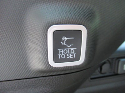 2027 Jeep Grand Cherokee GRAND CHEROKEE LAREDO X 4X4
