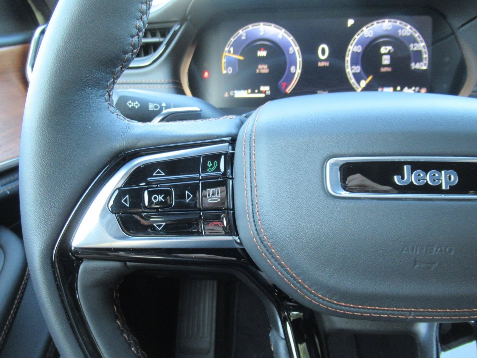 2027 Jeep Grand Cherokee GRAND CHEROKEE SUMMIT 4X4