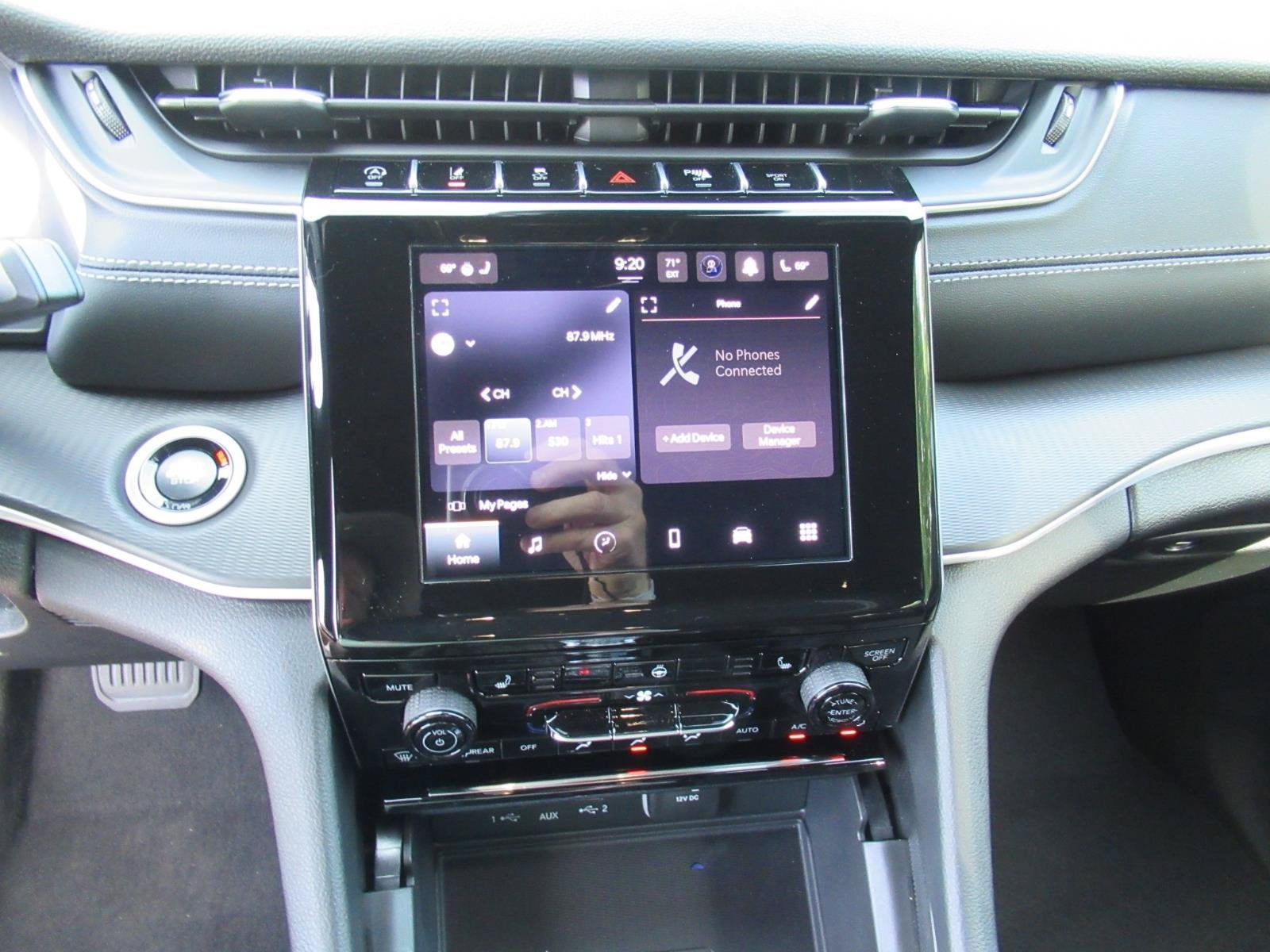 2026 Jeep Grand Cherokee GRAND CHEROKEE L LAREDO X 4X4