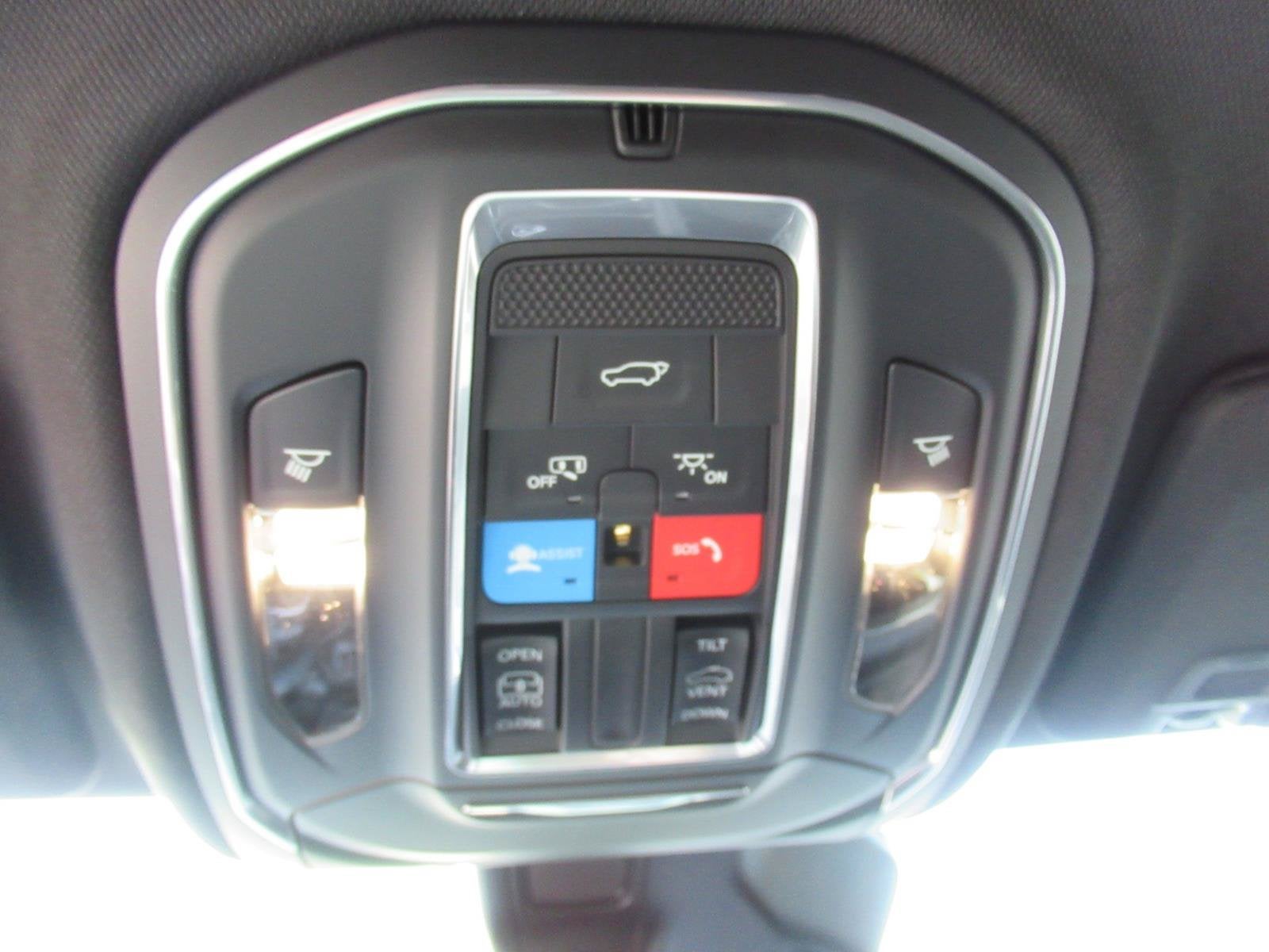 2026 Jeep Grand Cherokee GRAND CHEROKEE L LAREDO X 4X4