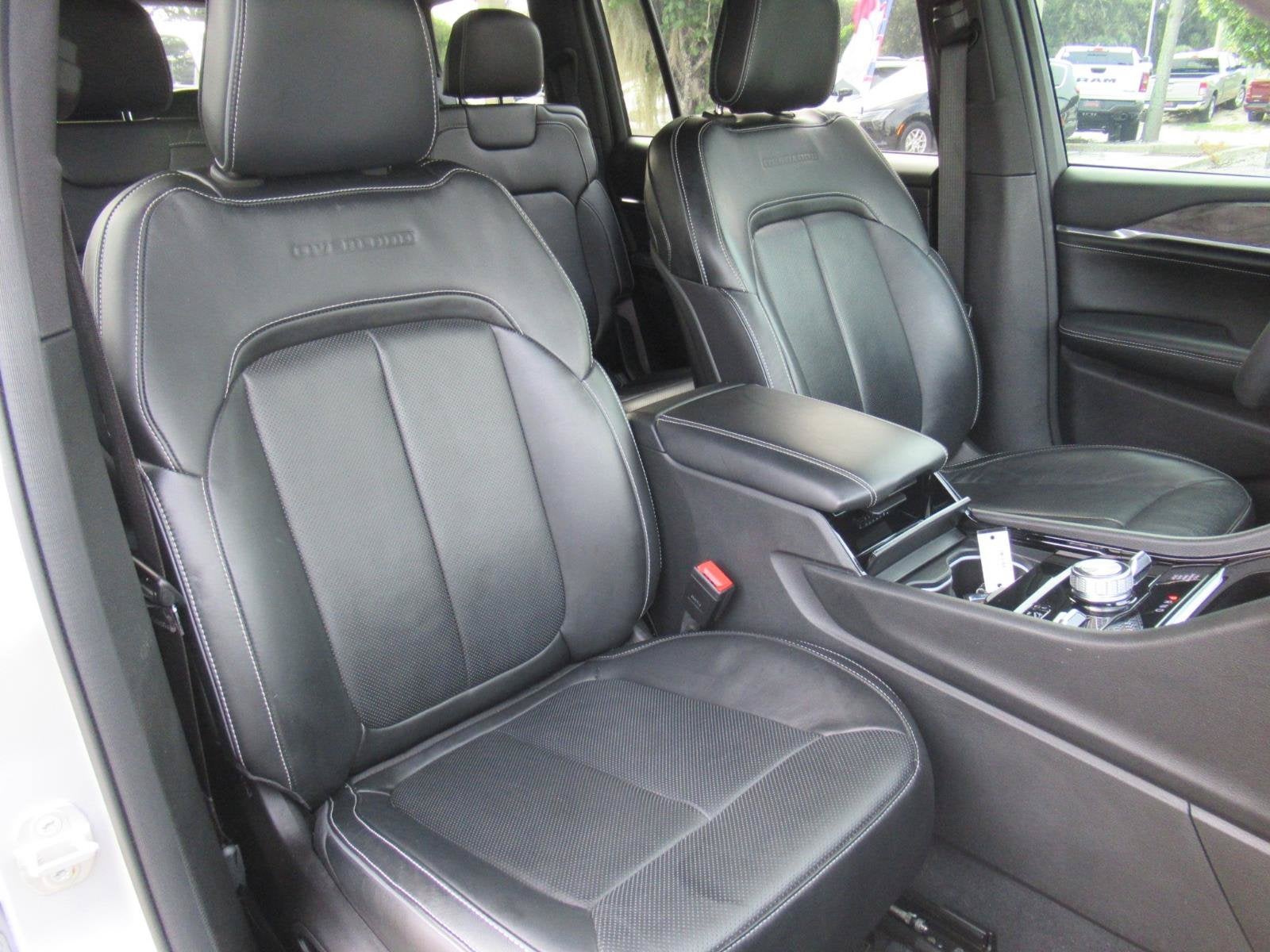 2024 Jeep Grand Cherokee L Overland 4x4