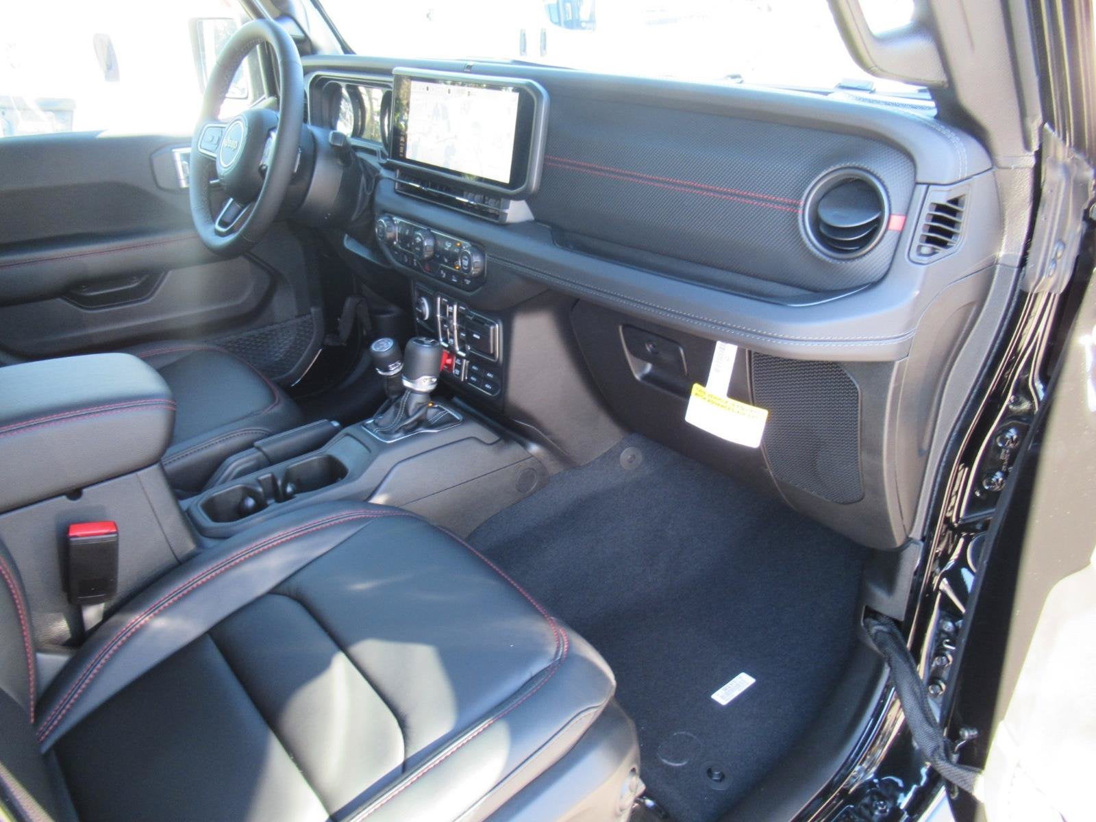 2027 Jeep Wrangler WRANGLER 4-DOOR RUBICON X