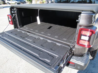 2027 Jeep Gladiator GLADIATOR MOJAVE X 4X4