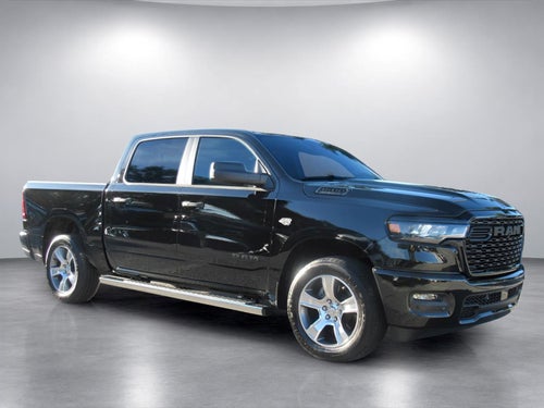 2027 RAM Ram 1500 RAM 1500 EXPRESS CREW CAB 4X2 5'7' BOX