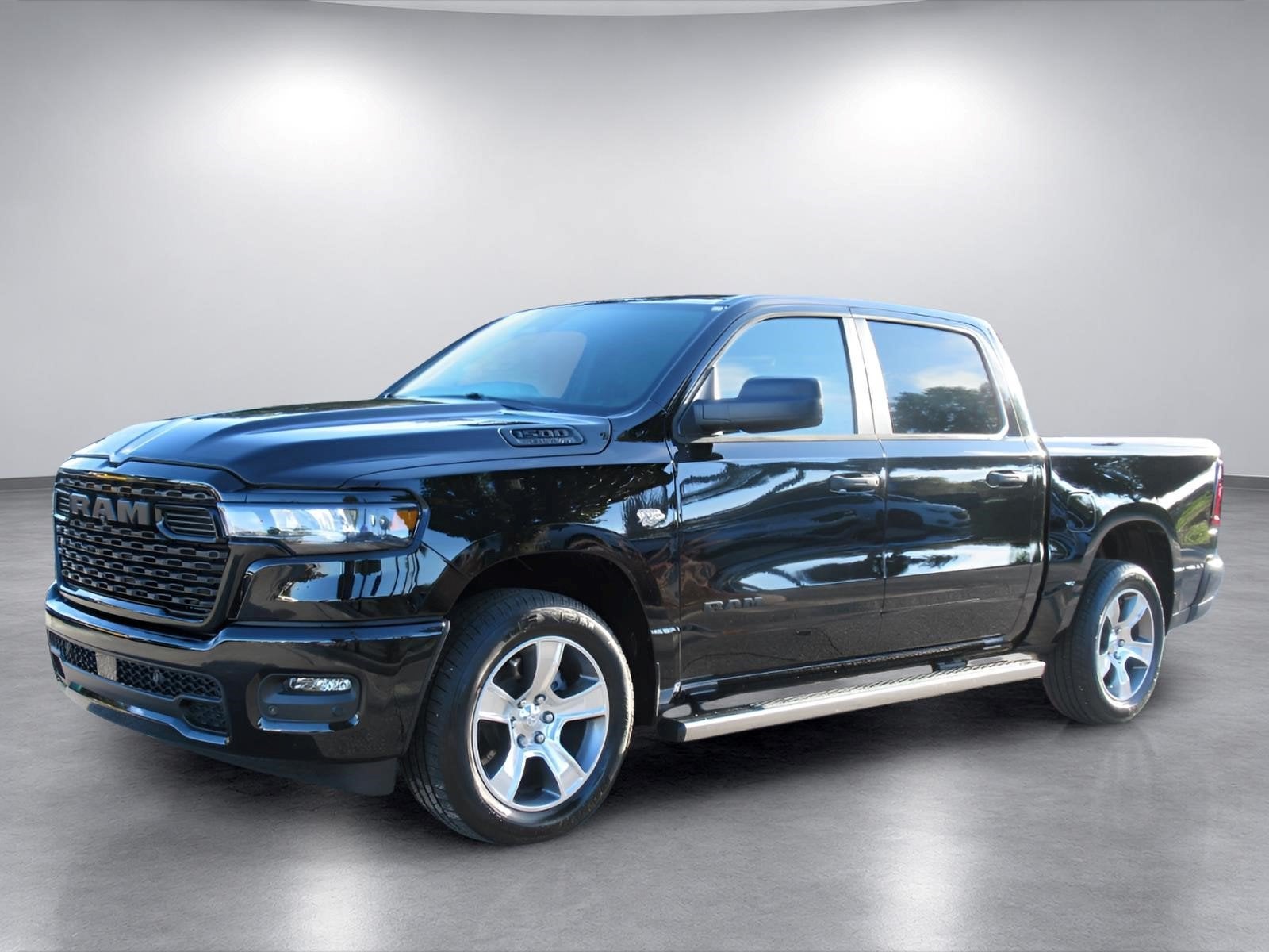 2027 RAM Ram 1500 RAM 1500 EXPRESS CREW CAB 4X2 5'7' BOX