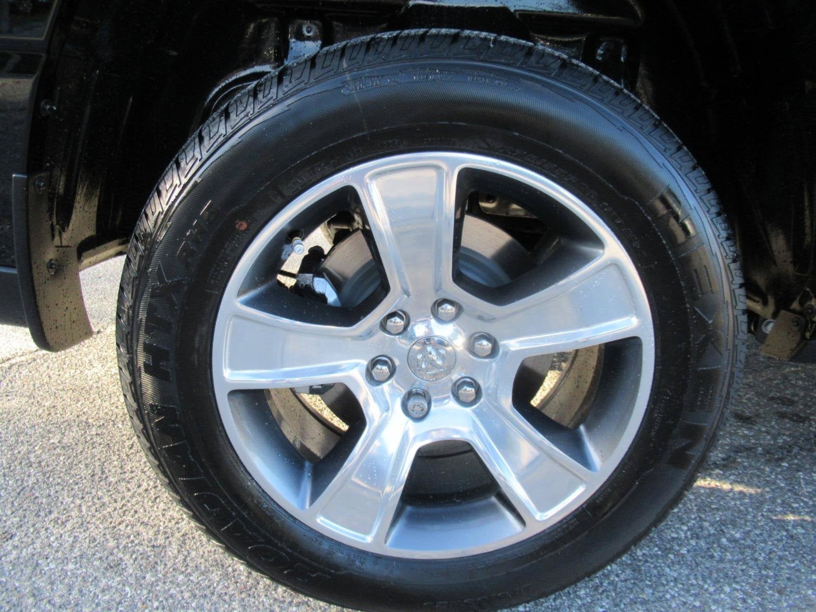 2027 RAM Ram 1500 RAM 1500 EXPRESS CREW CAB 4X2 5'7' BOX