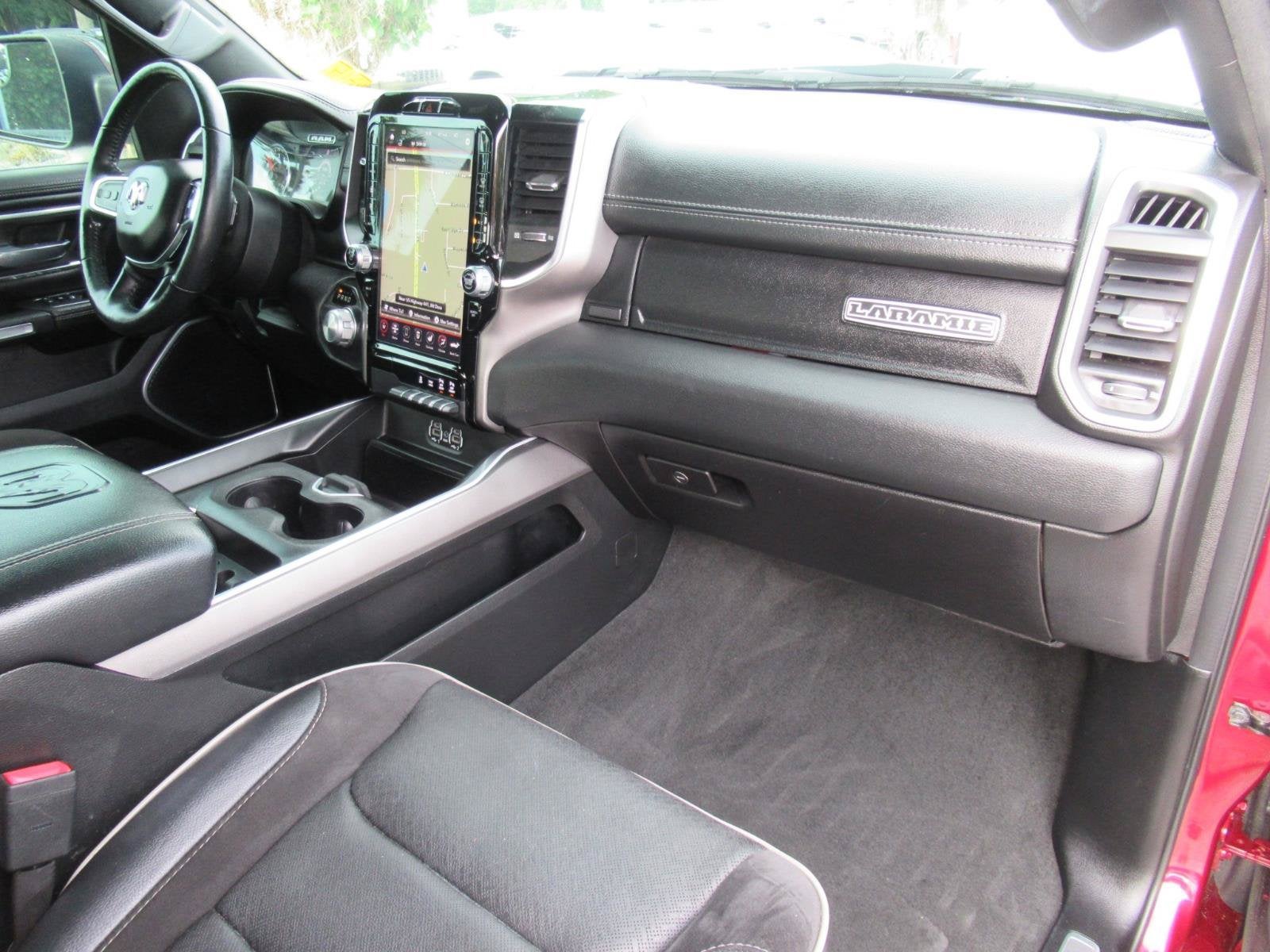 2020 RAM 1500 Laramie Crew Cab 4x2 5'7' Box