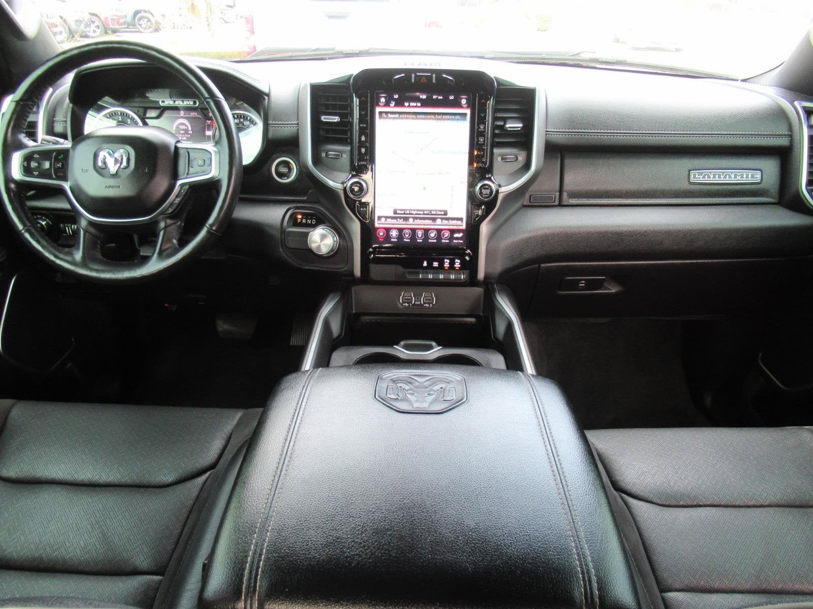 2020 RAM 1500 Laramie Crew Cab 4x2 5'7' Box