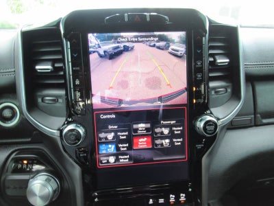 2020 RAM 1500 Laramie Crew Cab 4x2 5'7' Box