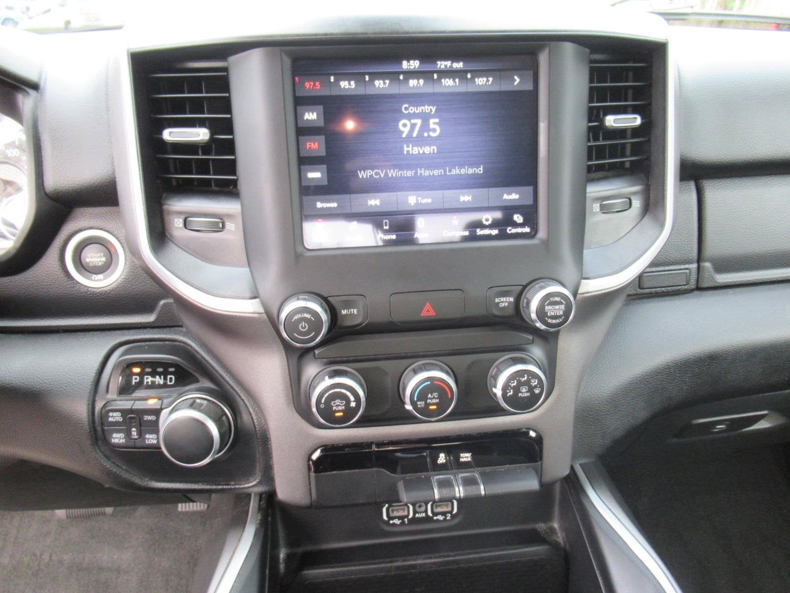 2021 RAM 1500 Big Horn Quad Cab 4x4 6'4' Box