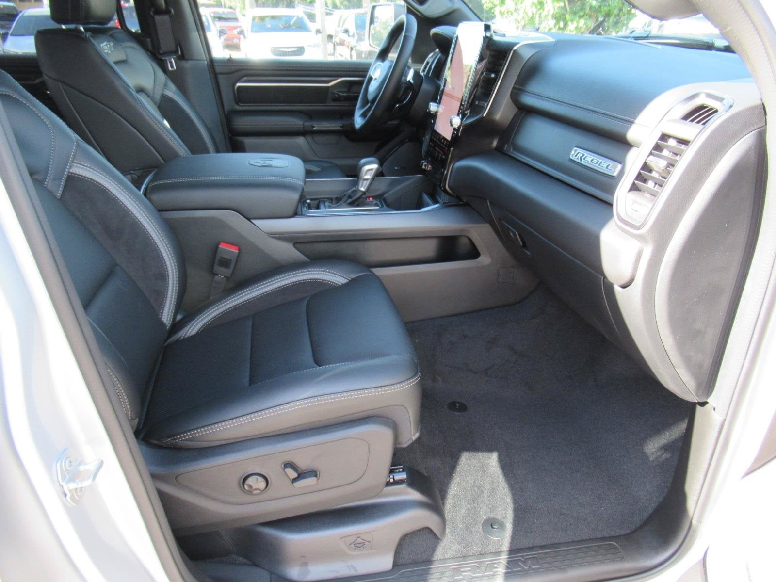 2027 RAM 1500 RAM 1500 REBEL CREW CAB 4X4 5'7' BOX
