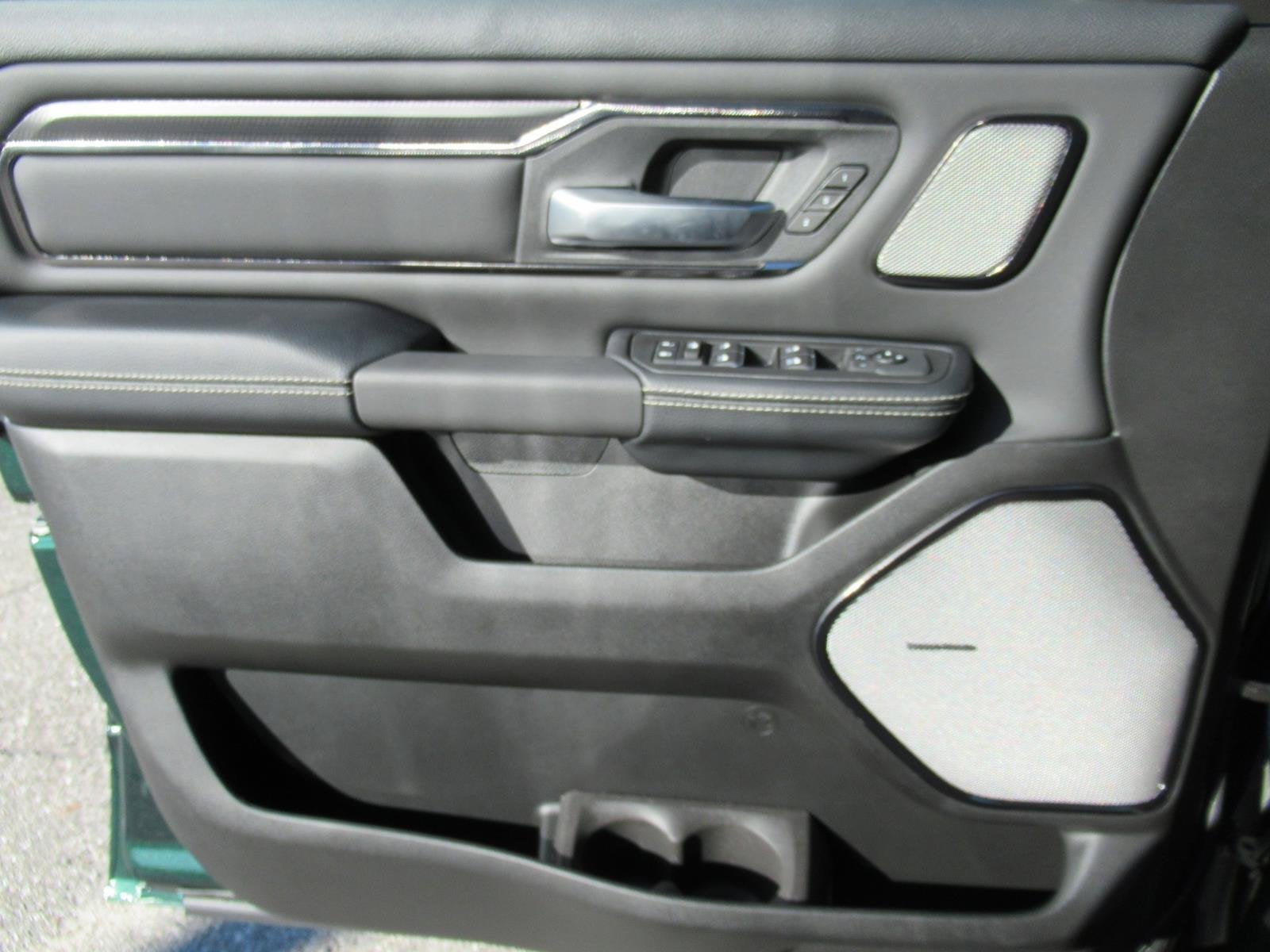 2027 RAM 1500 RAM 1500 REBEL CREW CAB 4X4 5'7' BOX