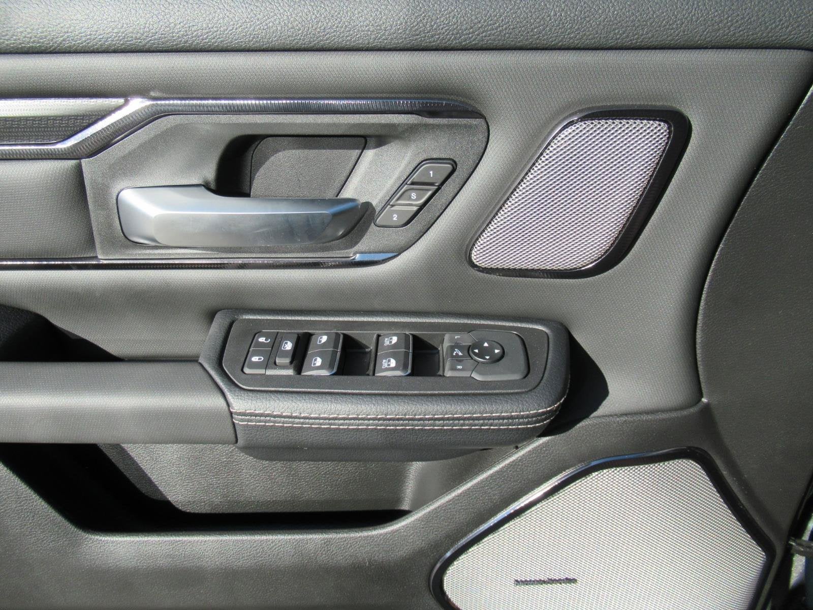 2027 RAM 1500 RAM 1500 REBEL CREW CAB 4X4 5'7' BOX