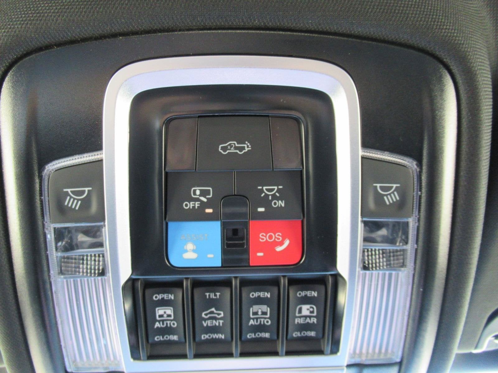 2027 RAM 1500 RAM 1500 REBEL CREW CAB 4X4 5'7' BOX