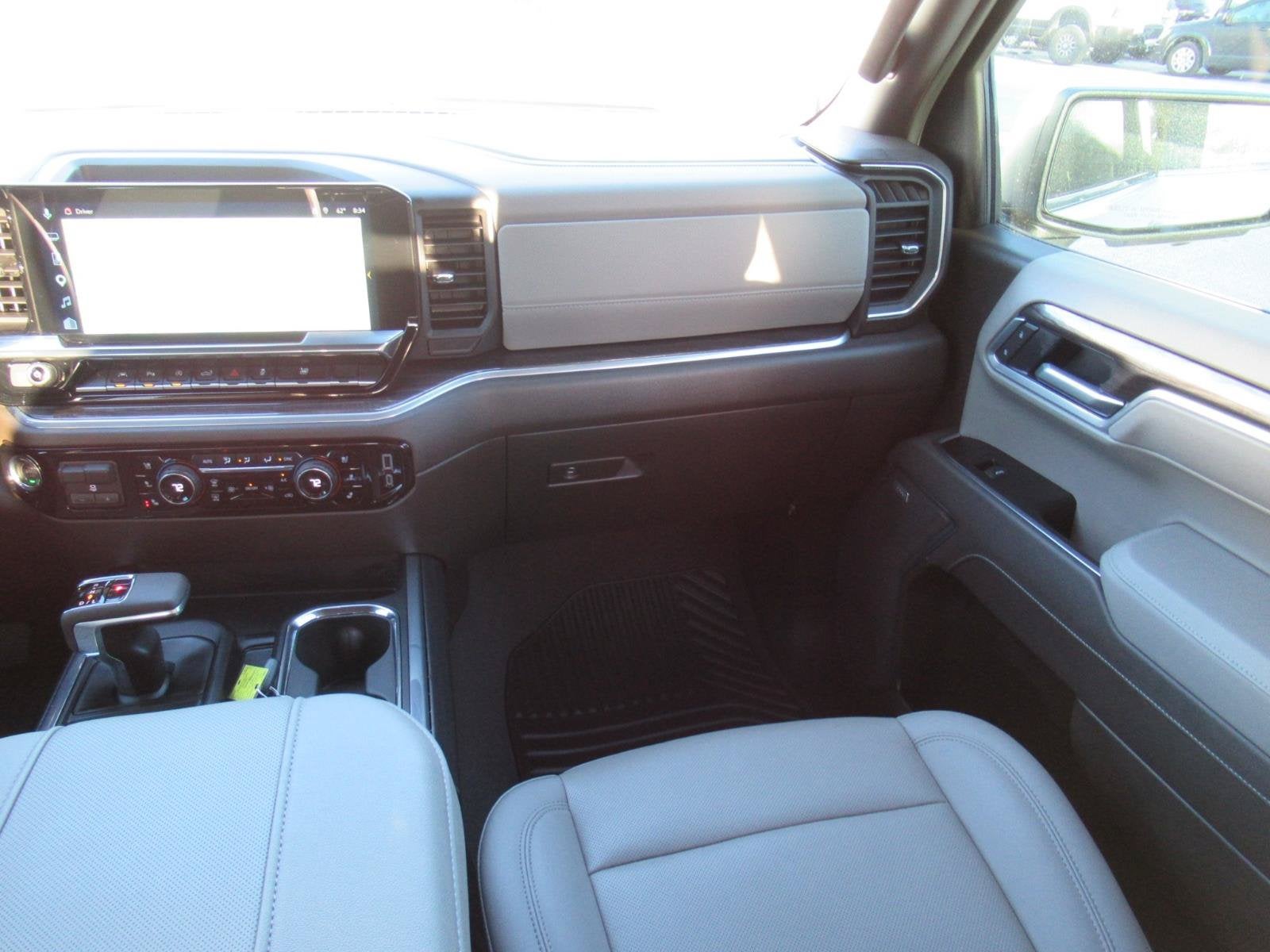 2026 Chevrolet Silverado 1500 2WD Crew Cab Short Bed LTZ