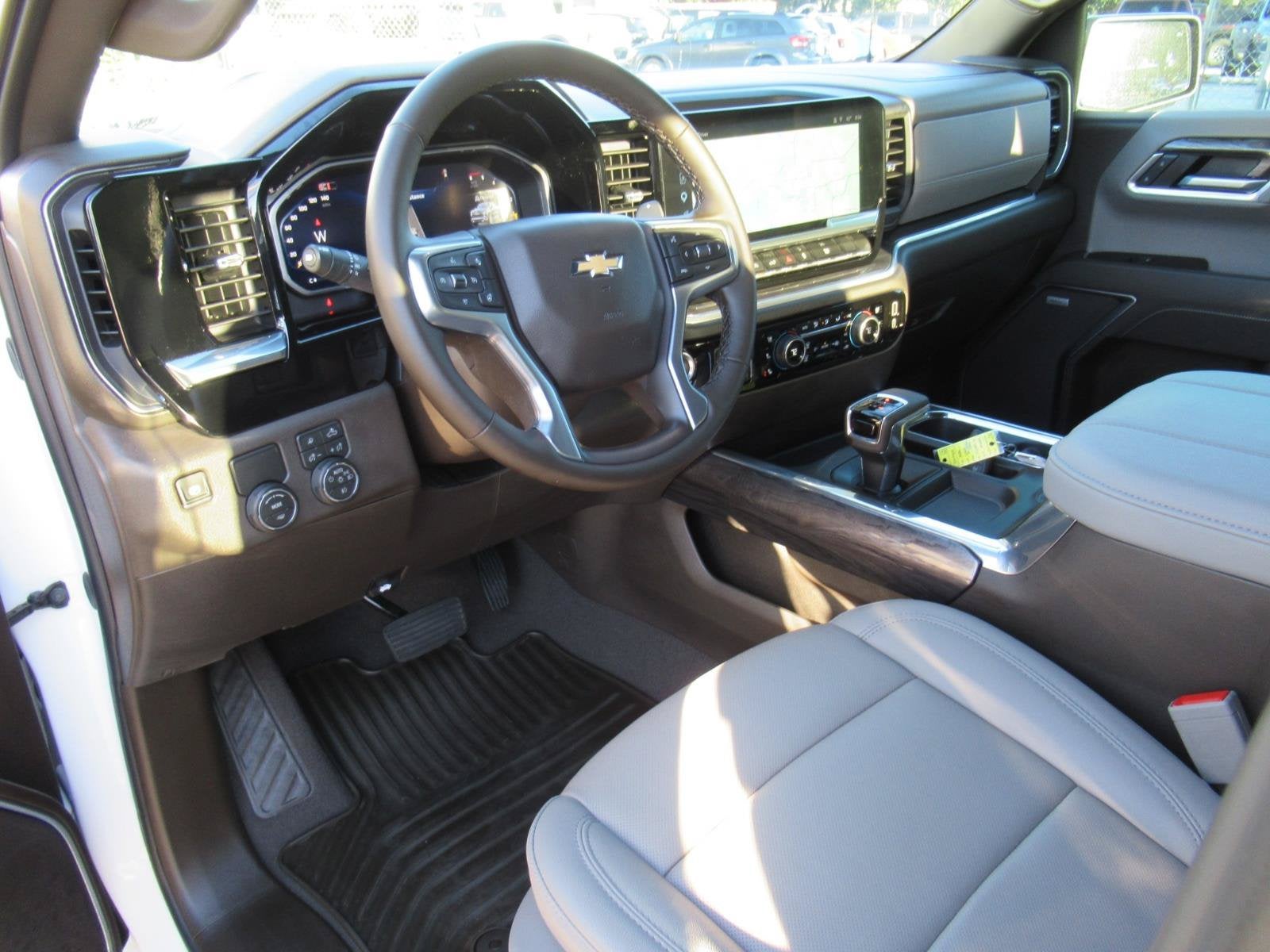 2026 Chevrolet Silverado 1500 2WD Crew Cab Short Bed LTZ
