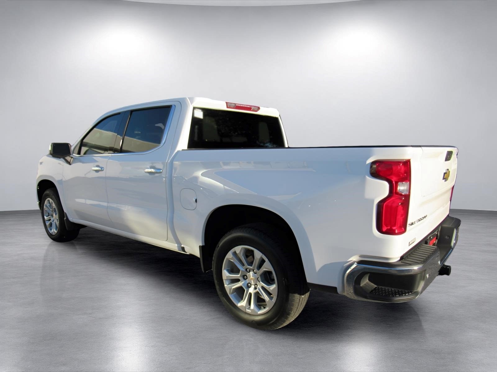2026 Chevrolet Silverado 1500 2WD Crew Cab Short Bed LTZ