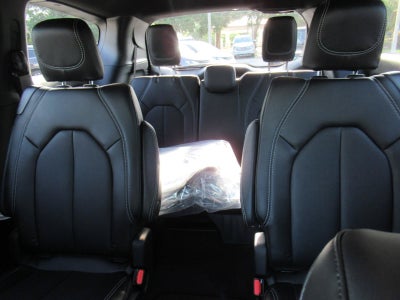 2027 Chrysler Pacifica PACIFICA SELECT