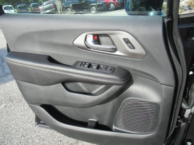2027 Chrysler Pacifica PACIFICA SELECT