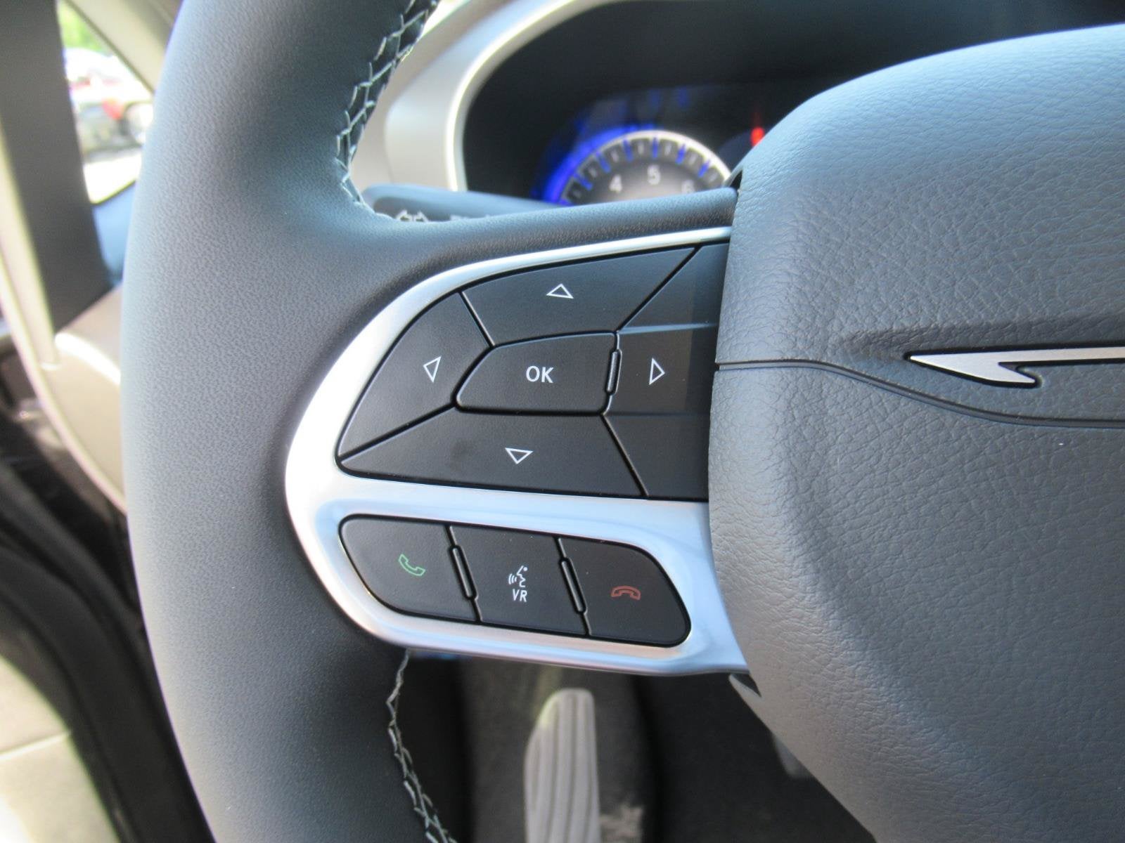 2027 Chrysler Pacifica PACIFICA SELECT
