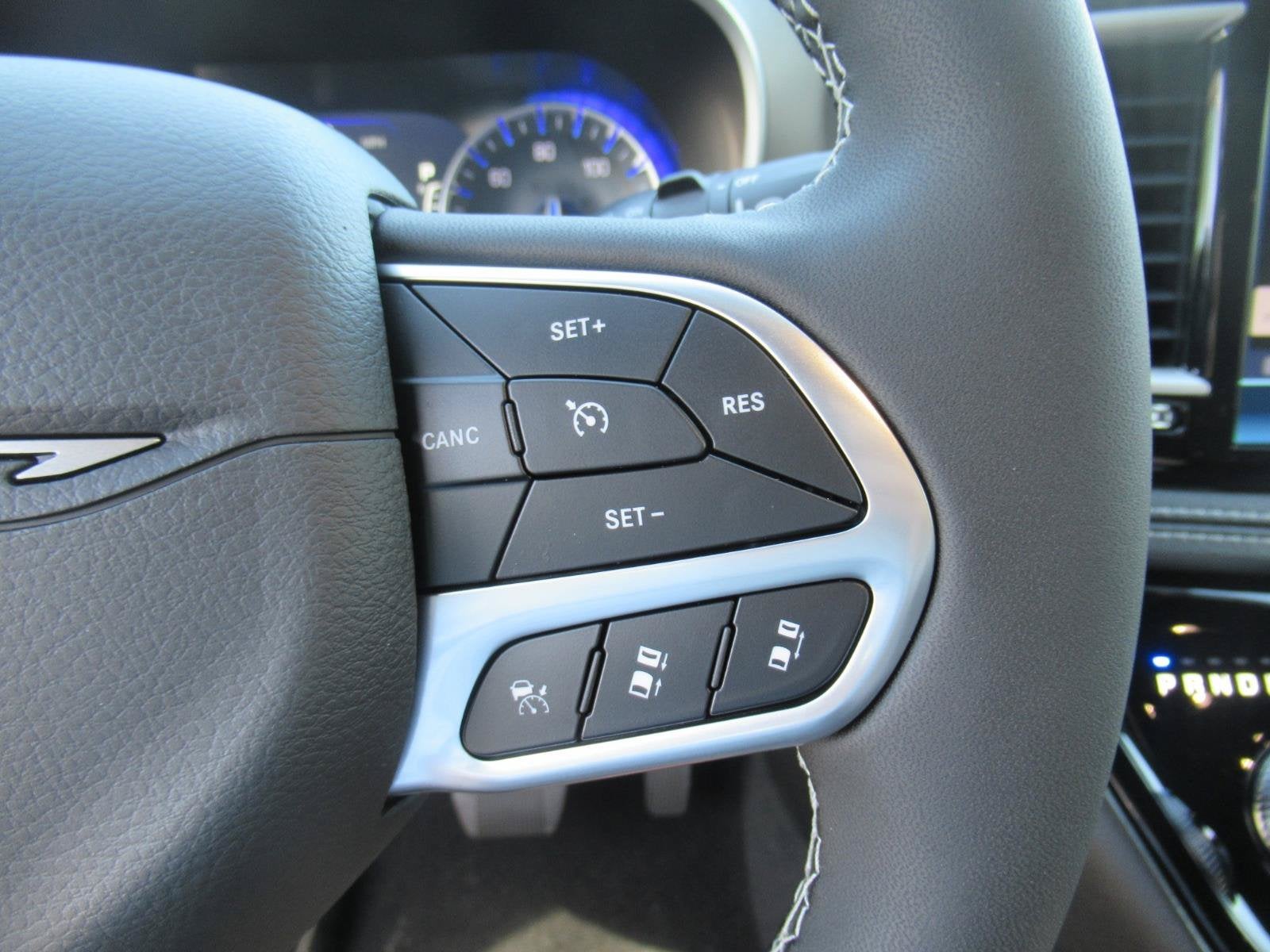 2027 Chrysler Pacifica PACIFICA SELECT