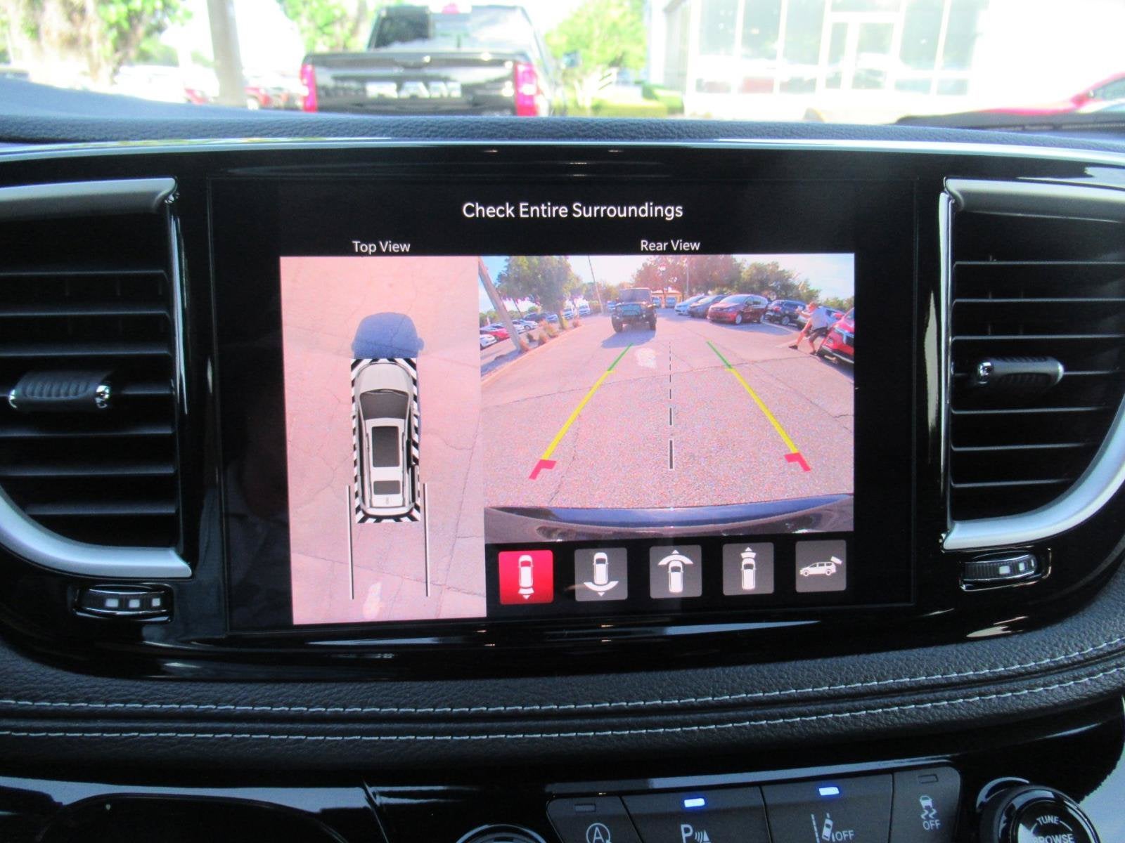 2027 Chrysler Pacifica PACIFICA SELECT