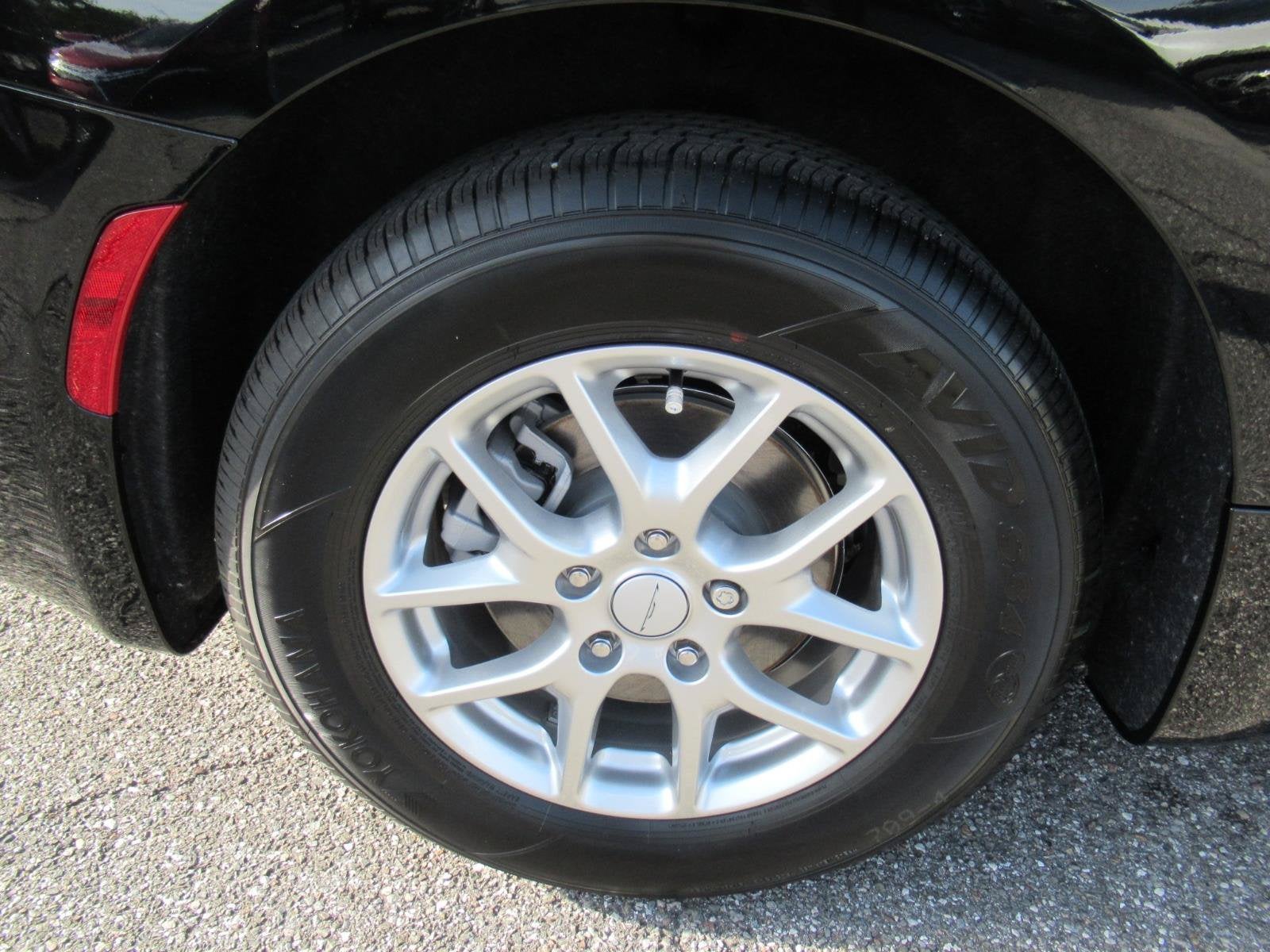 2027 Chrysler Pacifica PACIFICA SELECT