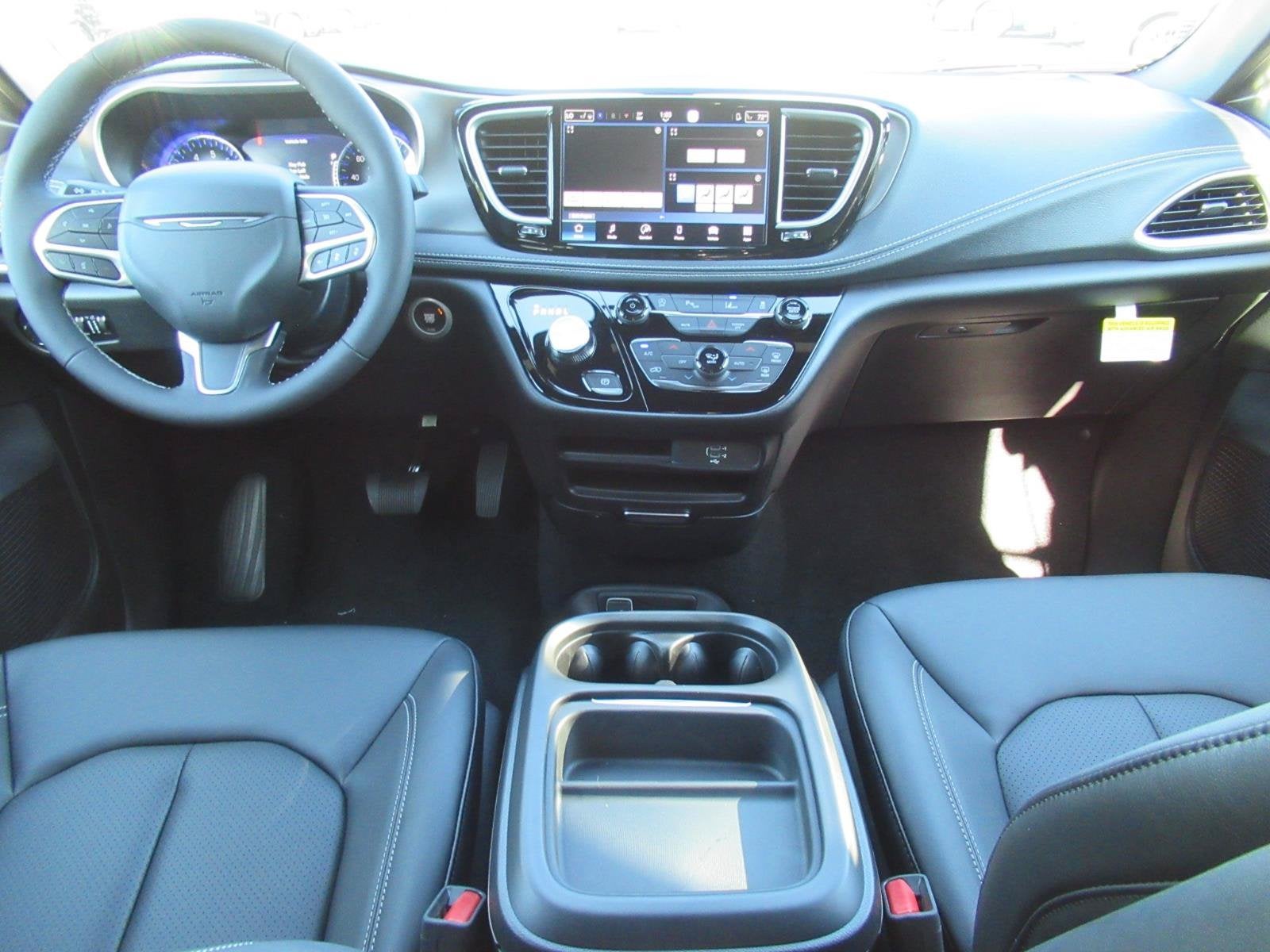 2027 Chrysler Pacifica PACIFICA SELECT