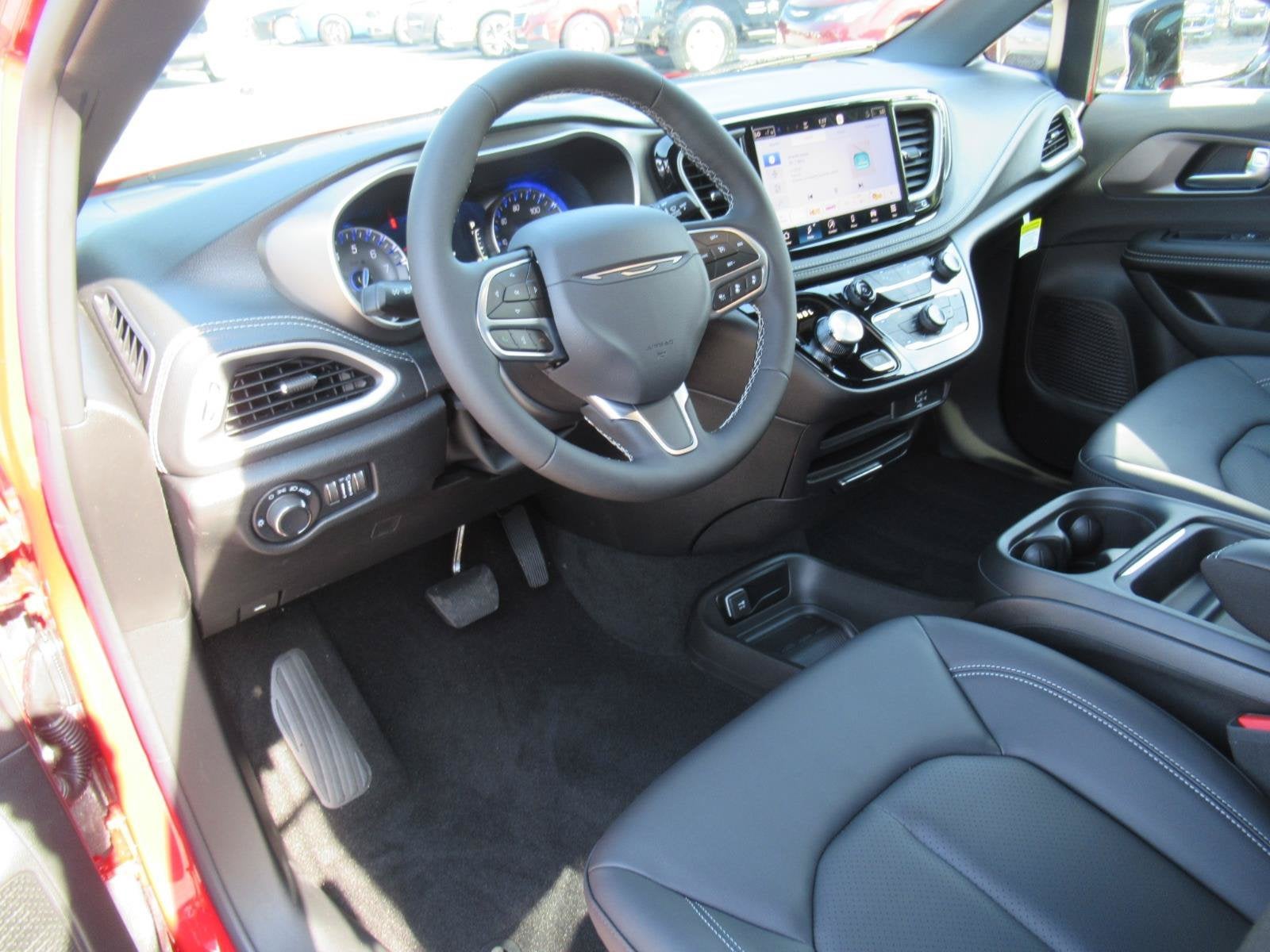 2027 Chrysler Pacifica PACIFICA SELECT