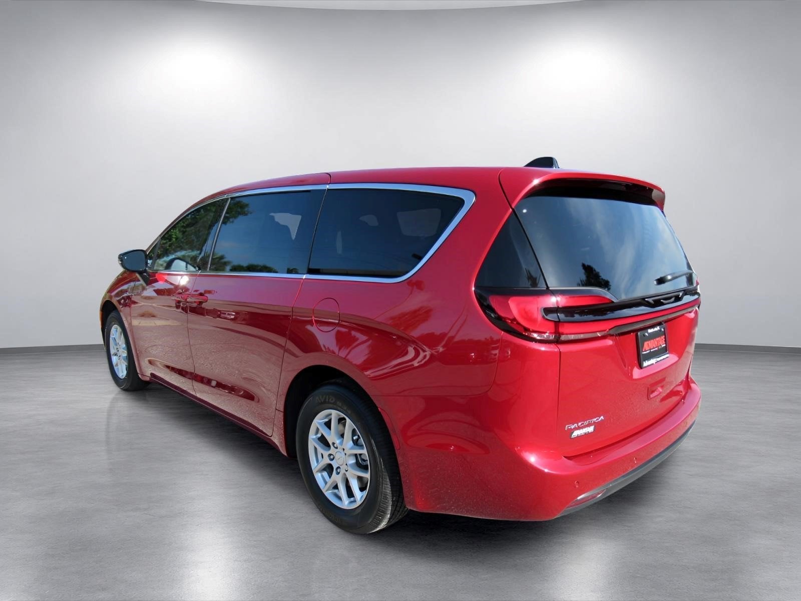 2027 Chrysler Pacifica PACIFICA SELECT