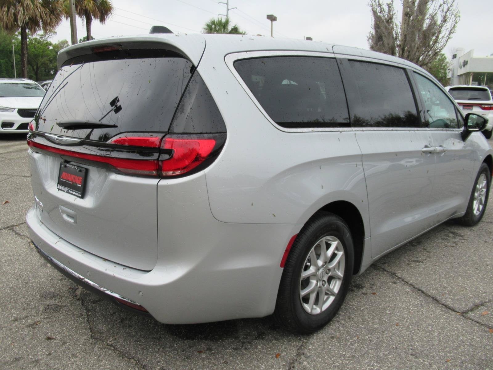 2026 Chrysler Pacifica PACIFICA SELECT
