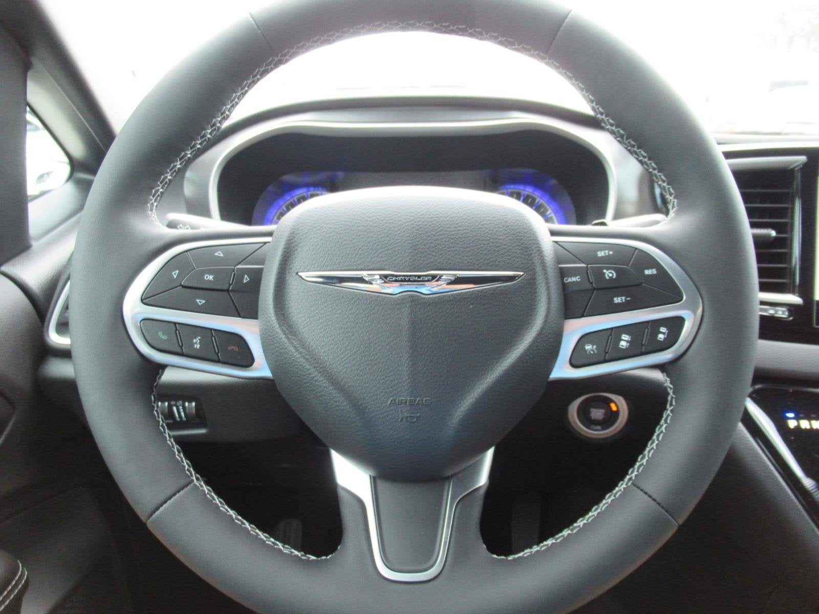 2026 Chrysler Voyager VOYAGER LX