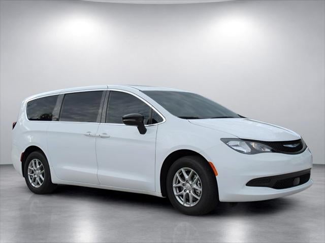 2026 Chrysler VOYAGER LX