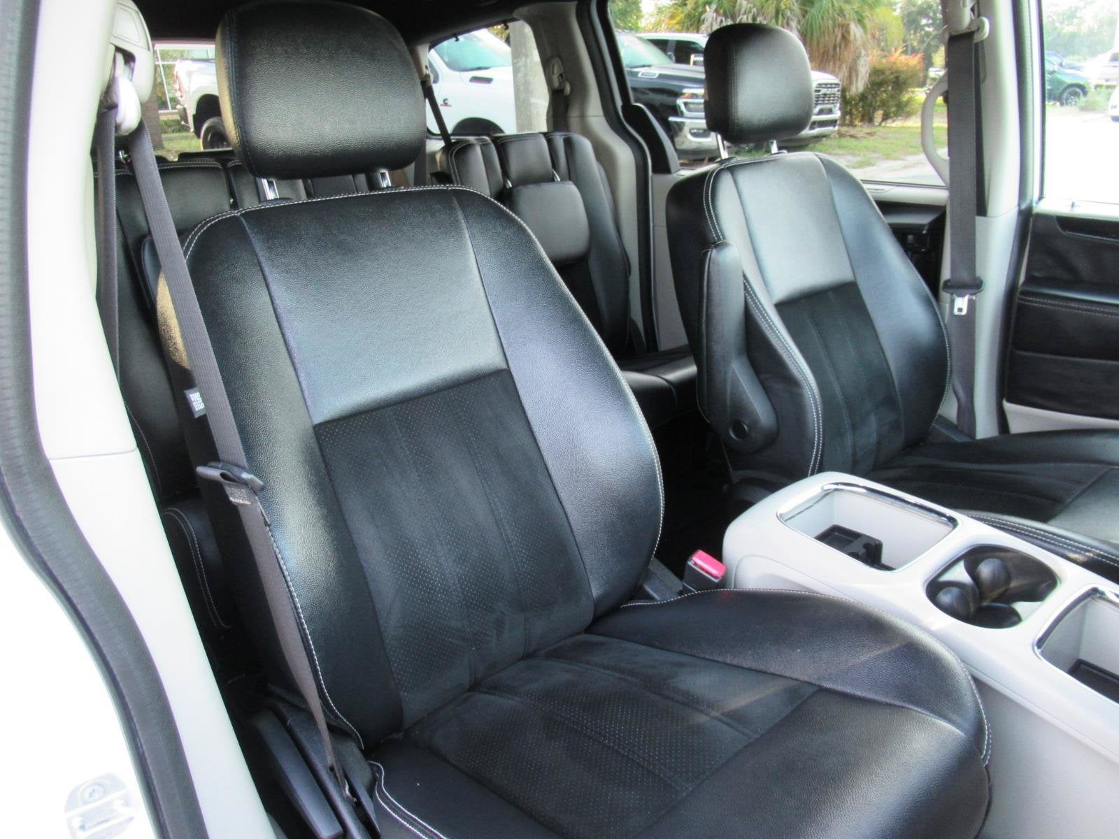 2015 Dodge Grand Caravan SXT Plus