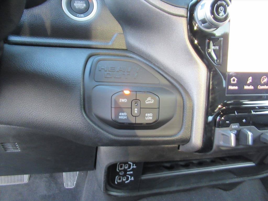 2026 RAM Ram 2500 RAM 2500 WARLOCK CREW CAB 4X4 6'4' BOX