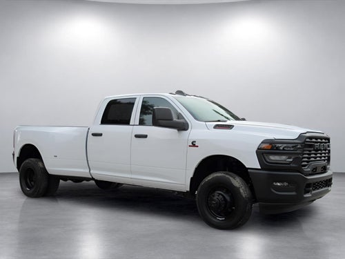2027 RAM Ram 3500 RAM 3500 TRADESMAN CREW CAB 4X4 8' BOX
