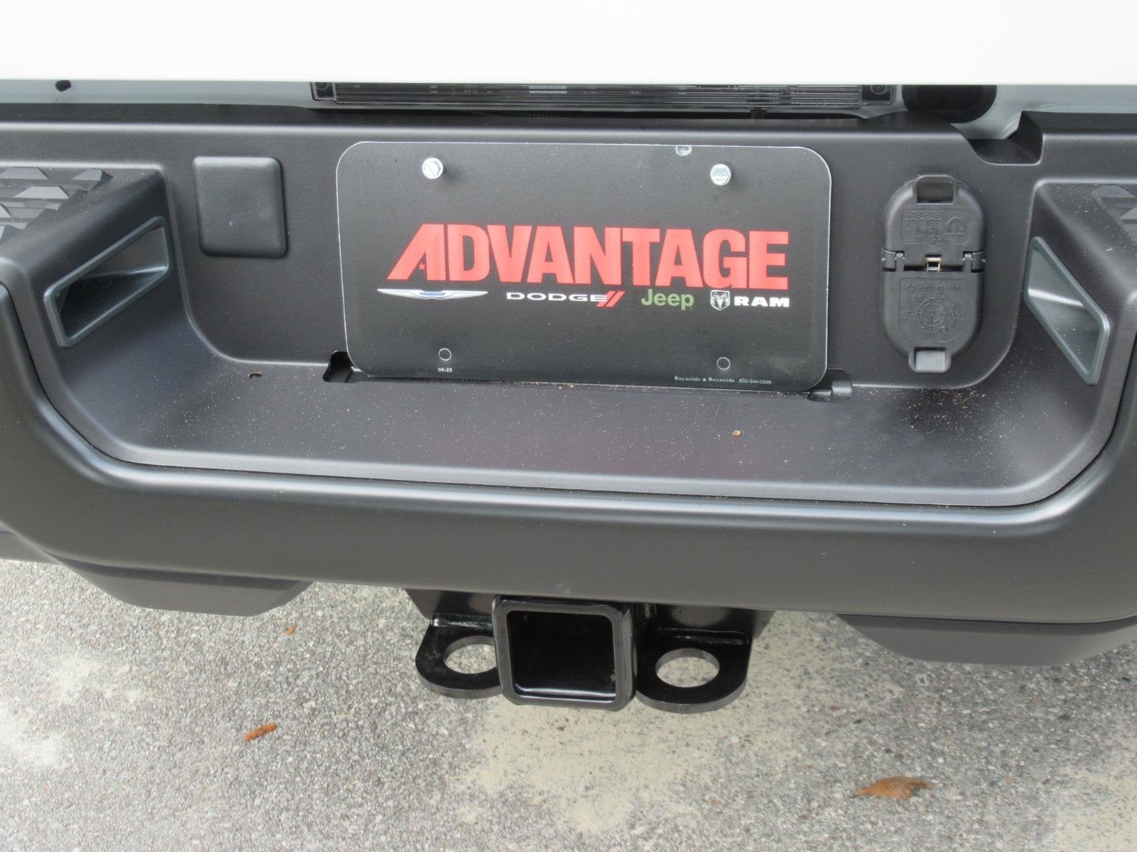 2027 RAM Ram 3500 RAM 3500 TRADESMAN CREW CAB 4X4 8' BOX
