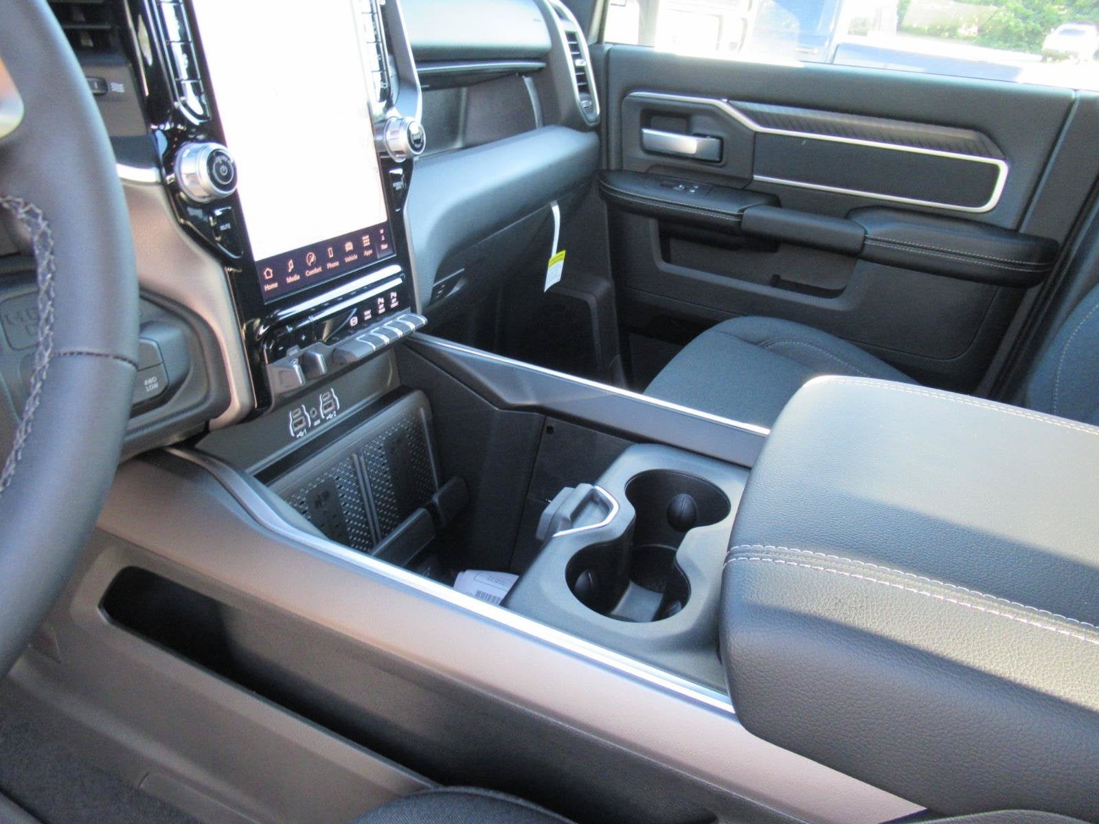 2026 RAM Ram 3500 RAM 3500 BIG HORN CREW CAB 4X4 8' BOX
