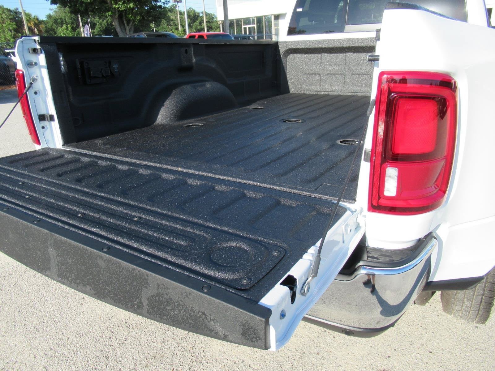 2026 RAM Ram 3500 RAM 3500 BIG HORN CREW CAB 4X4 8' BOX