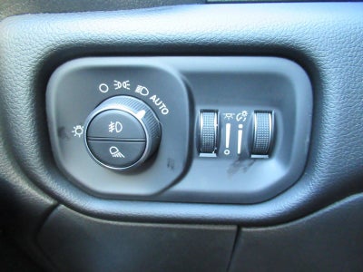 2027 RAM 3500 RAM 3500 LARAMIE CREW CAB 4X4 8' BOX