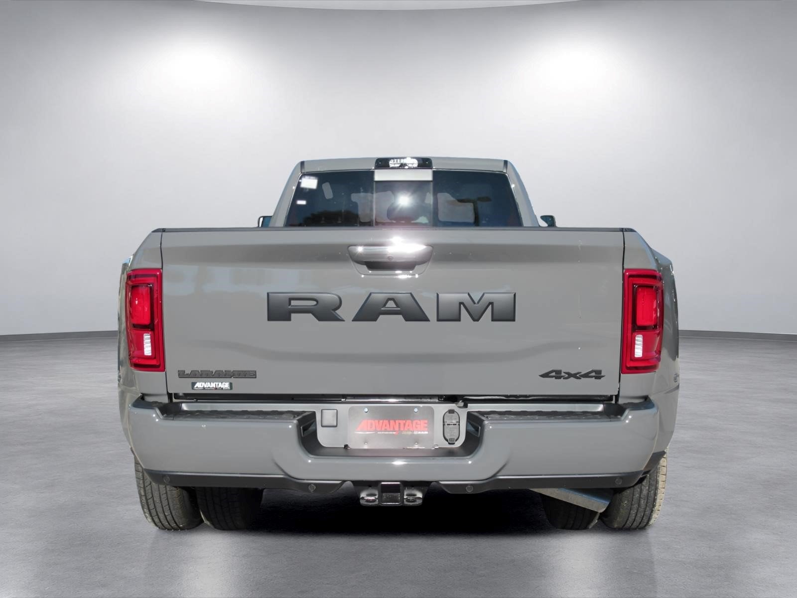 2027 RAM 3500 RAM 3500 LARAMIE CREW CAB 4X4 8' BOX