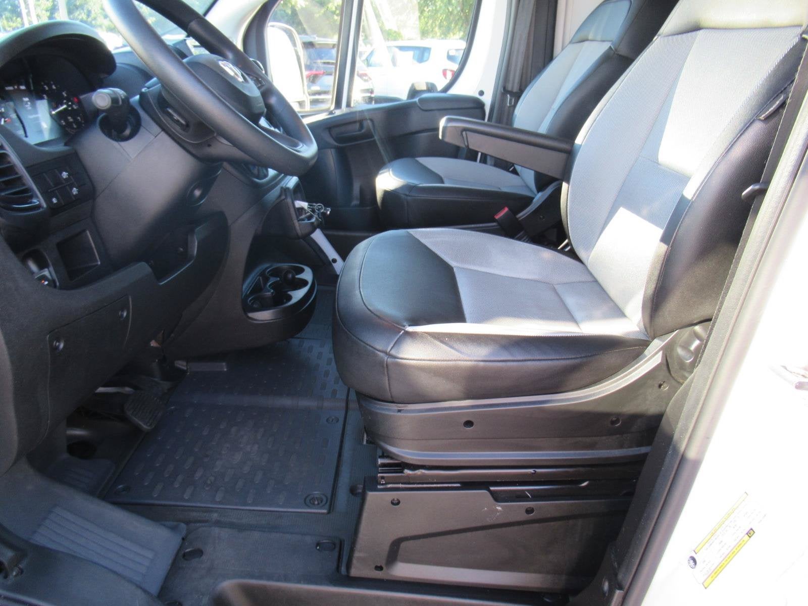 2025 RAM Promaster Cargo Van Tradesman Low Roof 136' WB w/Pass Seat