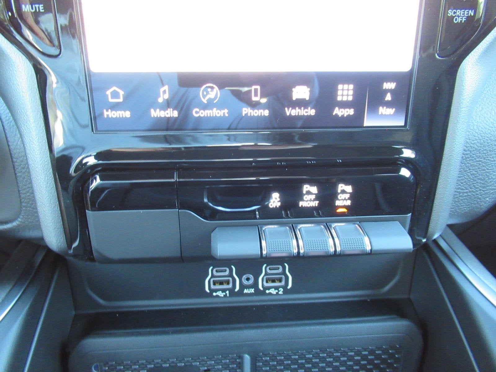 2027 RAM 1500 RAM 1500 BIG HORN CREW CAB 4X4 5'7' BOX