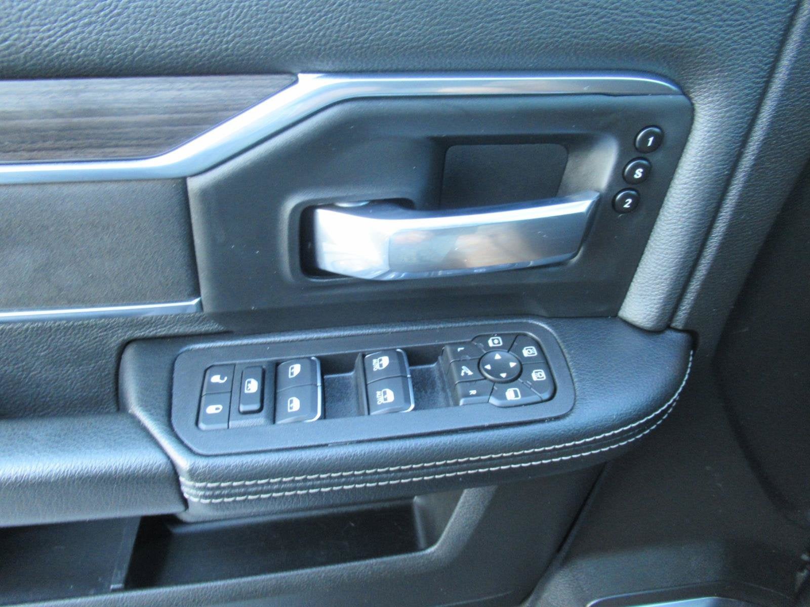 2026 RAM 2500 Laramie Crew Cab 4x4 6'4' Box